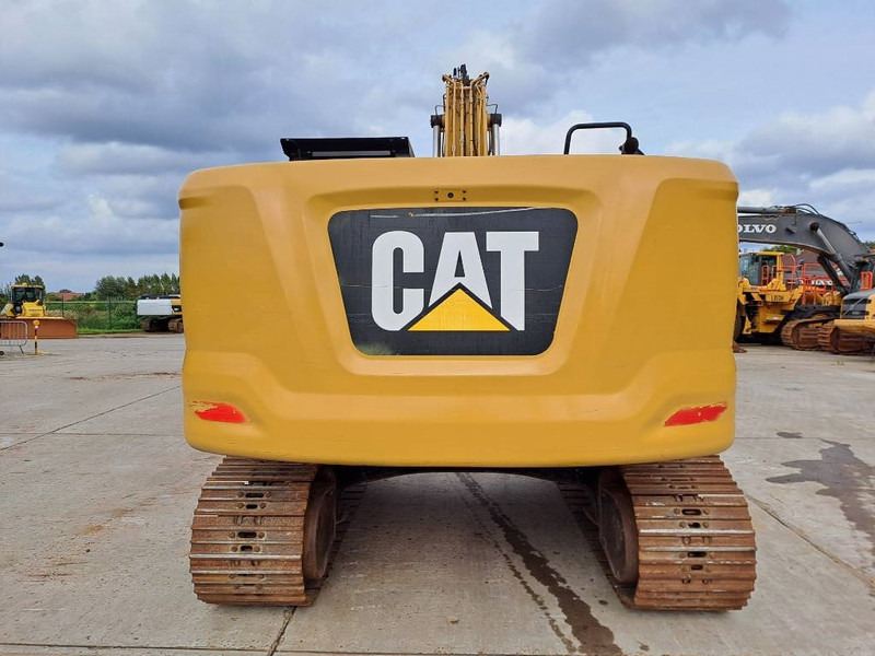Cat 320 NG - Lánctalpas kotró: 3 kép. Cat 320 NG - Lánctalpas kotró: 3 kép.