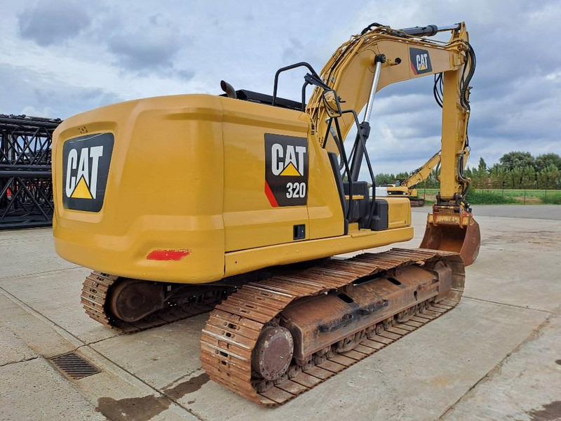 Cat 320 NG - Lánctalpas kotró: 4 kép. Cat 320 NG - Lánctalpas kotró: 4 kép.