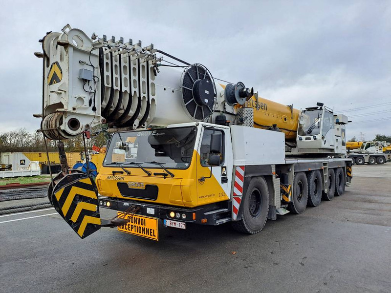 Grove GMK5220 - Terepjáró autódaru: 1 kép. Grove GMK5220 - Terepjáró autódaru: 1 kép.