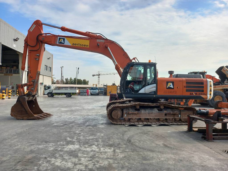 Hitachi ZX350H-5G (Abu Dhabi) - Lánctalpas kotró: 1 kép. Hitachi ZX350H-5G (Abu Dhabi) - Lánctalpas kotró: 1 kép.