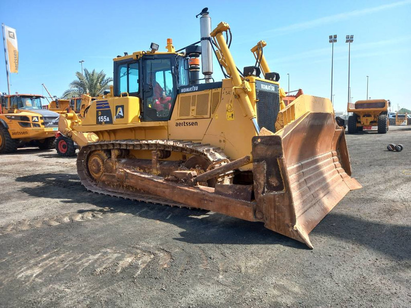 Komatsu D155A-6R (4 pieces available - Abu Dhabi) - Buldózer: 4 kép. Komatsu D155A-6R (4 pieces available - Abu Dhabi) - Buldózer: 4 kép.