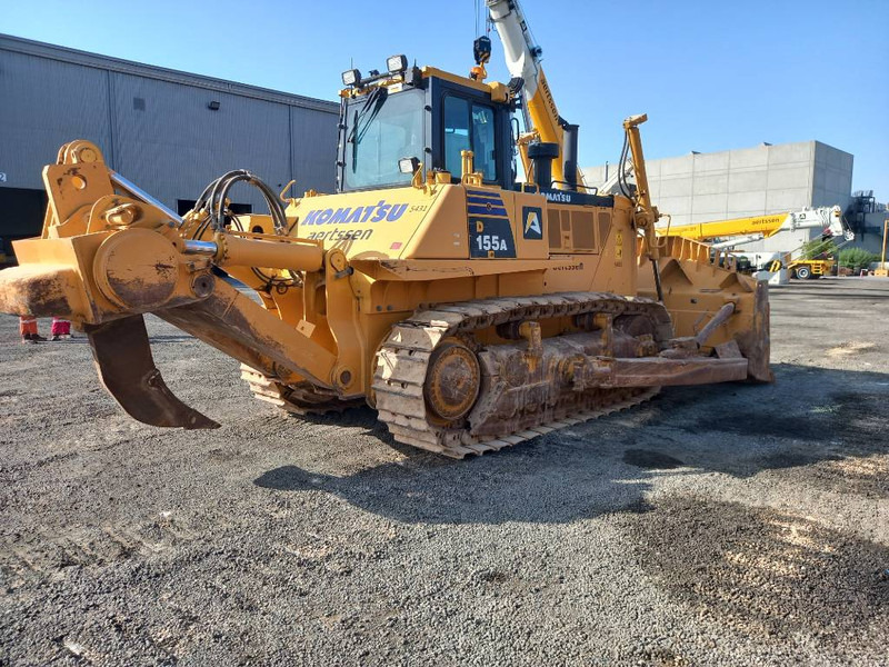 Komatsu D155A-6R (4 pieces available - Abu Dhabi) - Buldózer: 5 kép. Komatsu D155A-6R (4 pieces available - Abu Dhabi) - Buldózer: 5 kép.