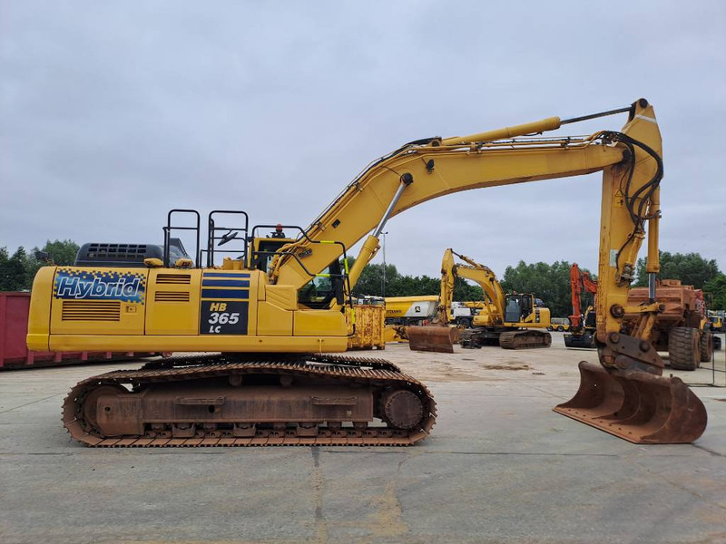 Komatsu HB365LC-3 - Lánctalpas kotró: 5 kép. Komatsu HB365LC-3 - Lánctalpas kotró: 5 kép.