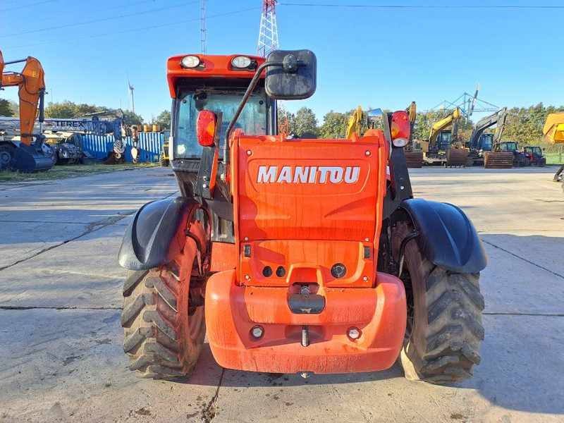 Manitou MT1440E - Teleszkópos rakodó: 3 kép. Manitou MT1440E - Teleszkópos rakodó: 3 kép.