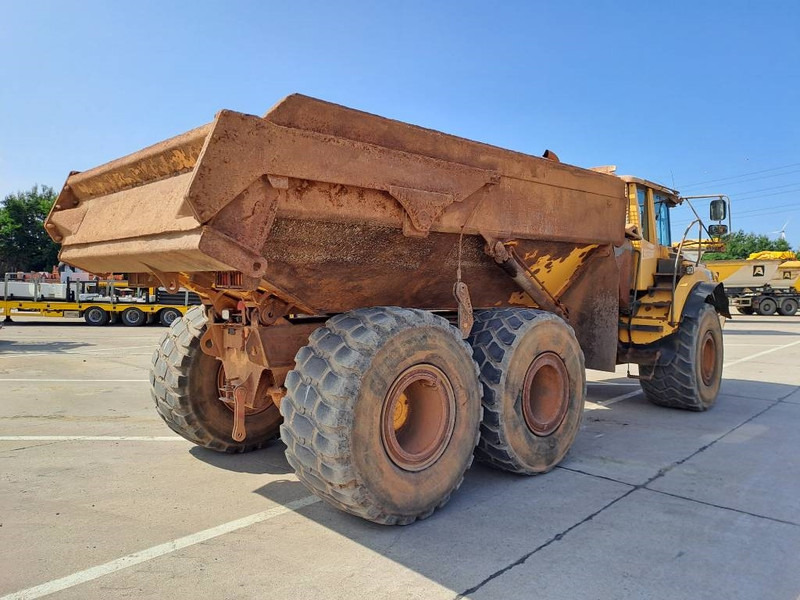 Volvo A 25 F - Csuklós dömper: 4 kép. Volvo A 25 F - Csuklós dömper: 4 kép.