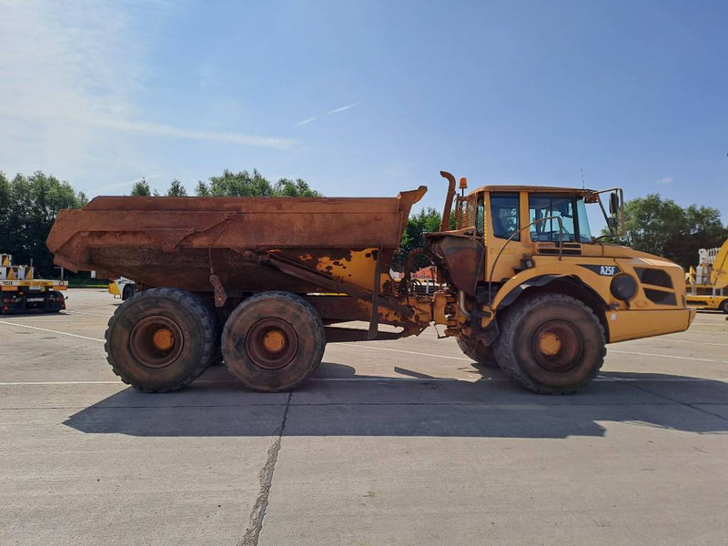 Volvo A 25 F - Csuklós dömper: 5 kép. Volvo A 25 F - Csuklós dömper: 5 kép.