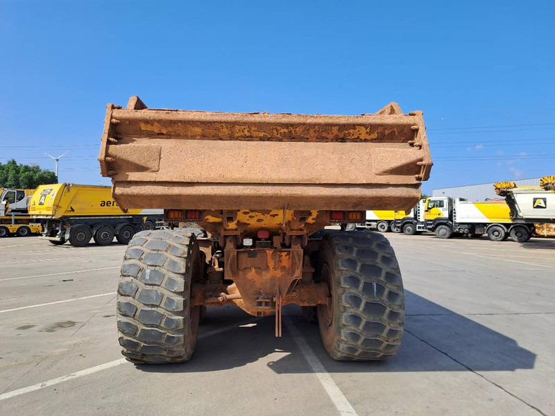 Volvo A25F - Csuklós dömper: 3 kép. Volvo A25F - Csuklós dömper: 3 kép.