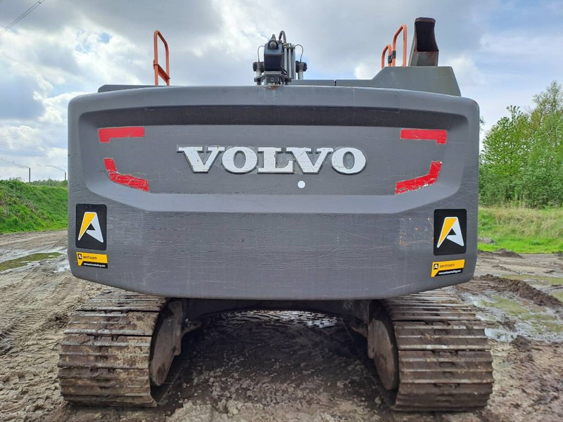 Volvo EC 300 EL - Lánctalpas kotró: 3 kép. Volvo EC 300 EL - Lánctalpas kotró: 3 kép.