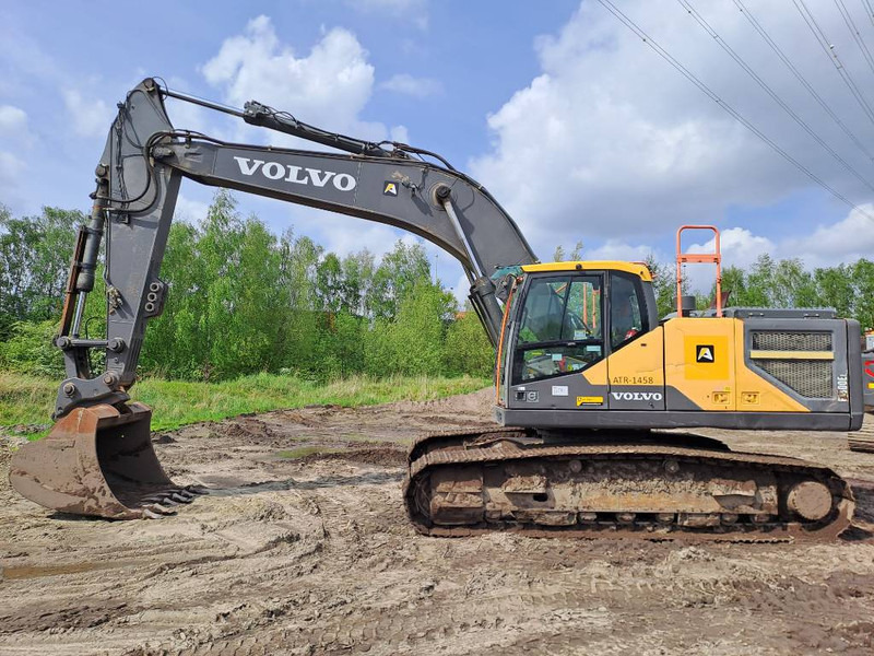 Volvo EC 300 EL - Lánctalpas kotró: 1 kép. Volvo EC 300 EL - Lánctalpas kotró: 1 kép.