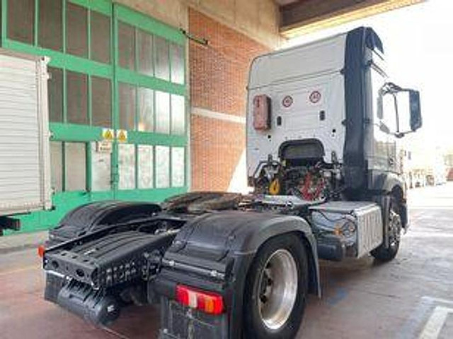 Mercedes-Benz Actros 1845 - Traktor: 4 kép. Mercedes-Benz Actros 1845 - Traktor: 4 kép.