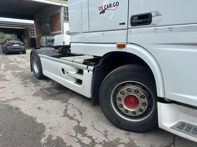 DAF XF 510 - Nyergesvontató: 5 kép. DAF XF 510 - Nyergesvontató: 5 kép.