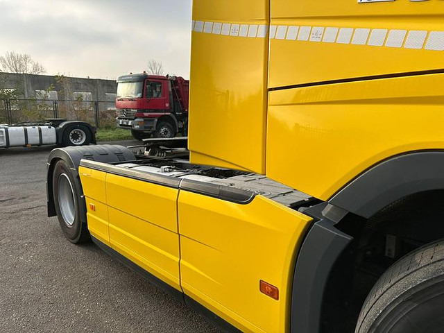 Volvo FH500 - Nyergesvontató: 5 kép. Volvo FH500 - Nyergesvontató: 5 kép.