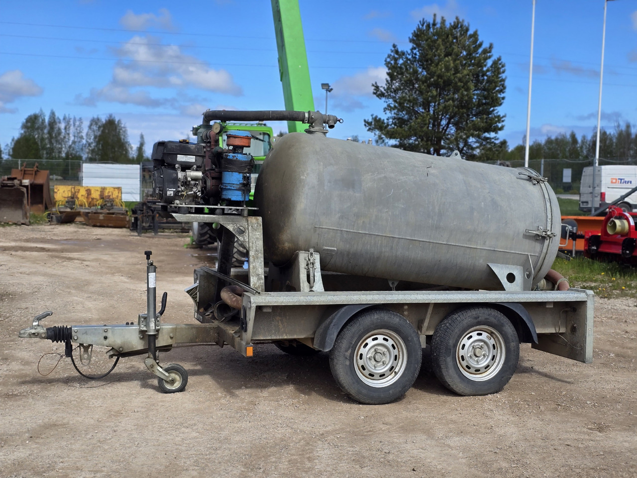 Bunnefeld Haren PAH3500 - Tartályos pótkocsi: 1 kép. Bunnefeld Haren PAH3500 - Tartályos pótkocsi: 1 kép.