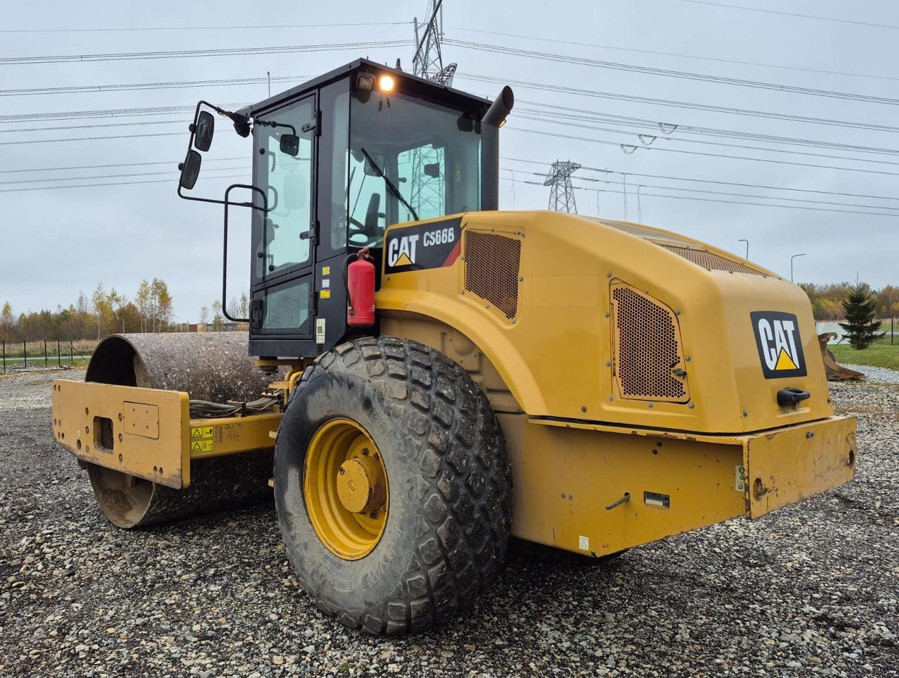 CATERPILLAR CS66B - Henger: 1 kép. CATERPILLAR CS66B - Henger: 1 kép.