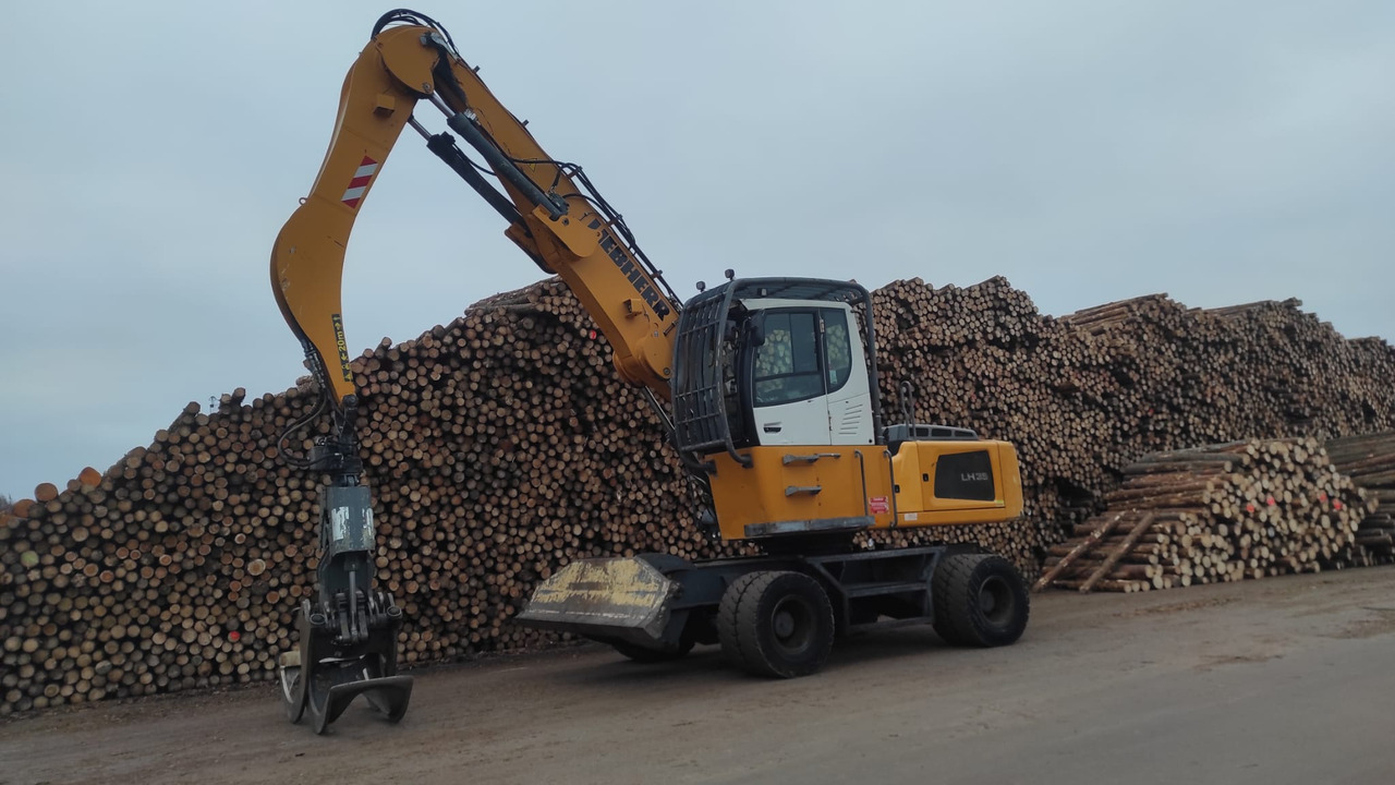 LIEBHERR LH 35 M Litronic - Hulladék kotró: 1 kép. LIEBHERR LH 35 M Litronic - Hulladék kotró: 1 kép.