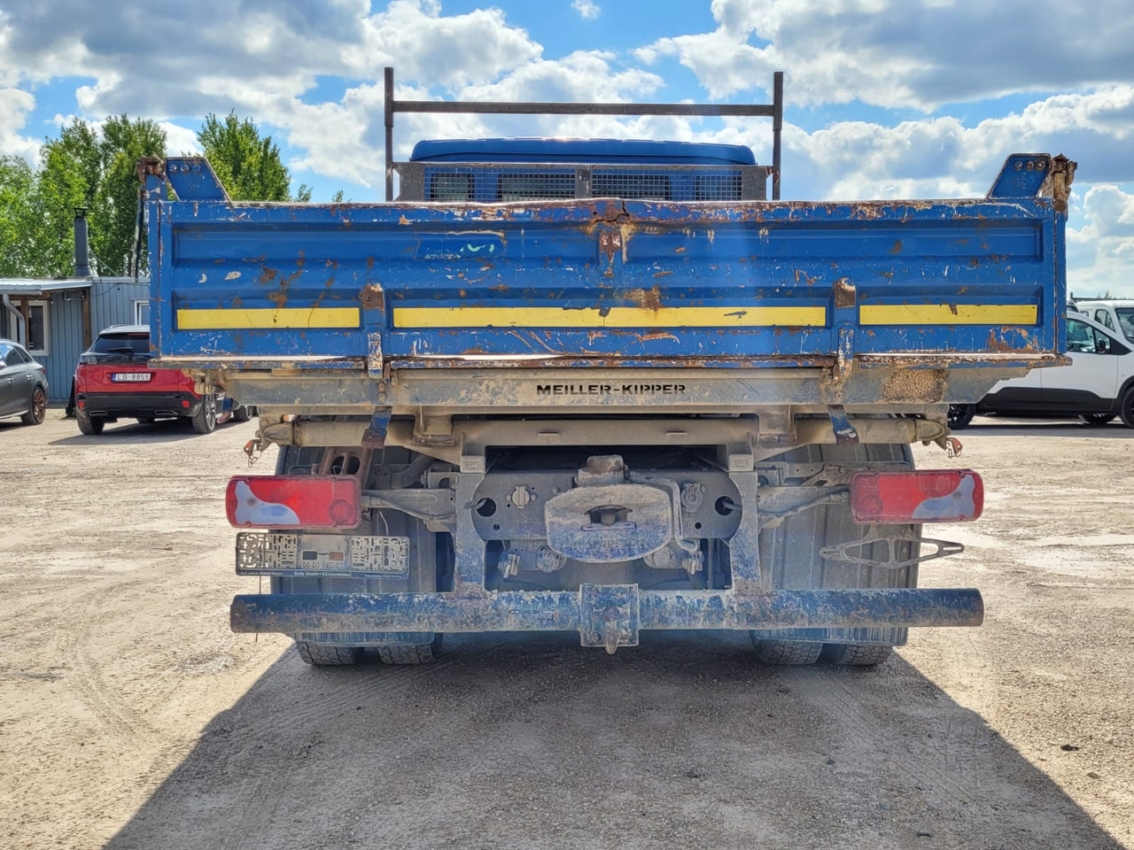 MAN TGL 8.180 - Billenőplatós teherautó: 4 kép. MAN TGL 8.180 - Billenőplatós teherautó: 4 kép.