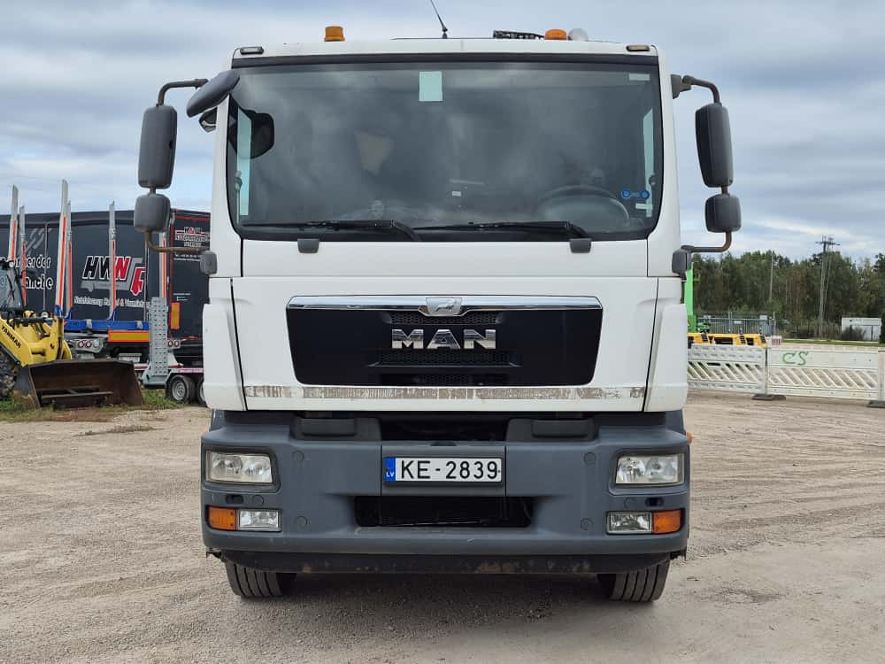 MAN TGM26.290 - Szemetesautó: 2 kép. MAN TGM26.290 - Szemetesautó: 2 kép.