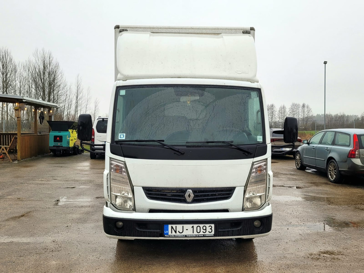 RENAULT Maxity 130DXi - Dobozos felépítményű teherautó: 2 kép. RENAULT Maxity 130DXi - Dobozos felépítményű teherautó: 2 kép.