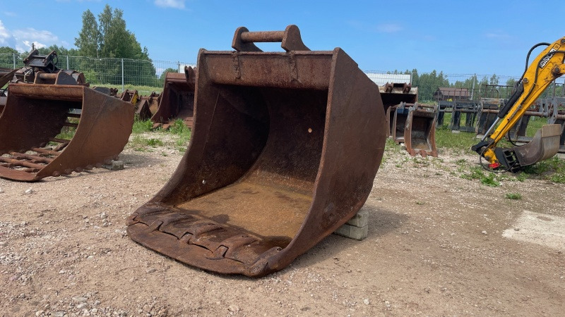 S60 GP bucket - Kanál - Kotrógép: 2 kép. S60 GP bucket - Kanál - Kotrógép: 2 kép.