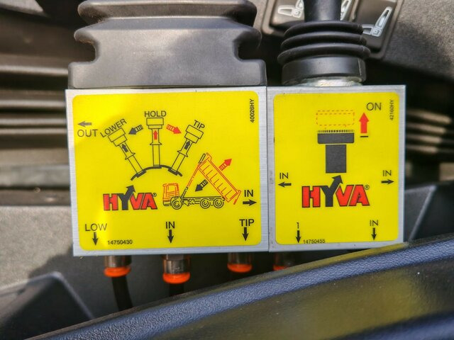 IVECO EuroCargo ML150E28WS EVI_E 4x4 Kipperwanne/CONF... - Billenőplatós teherautó: 5 kép. IVECO EuroCargo ML150E28WS EVI_E 4x4 Kipperwanne/CONF... - Billenőplatós teherautó: 5 kép.