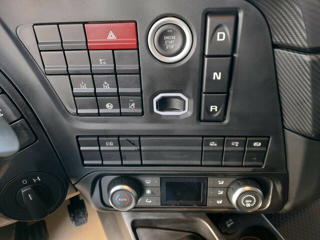 IVECO X-Way AT280X46Y/PS ON++LED+KRAN + KIPPMULDE... - Darus autó, Platós teherautó: 5 kép. IVECO X-Way AT280X46Y/PS ON++LED+KRAN + KIPPMULDE... - Darus autó, Platós teherautó: 5 kép.