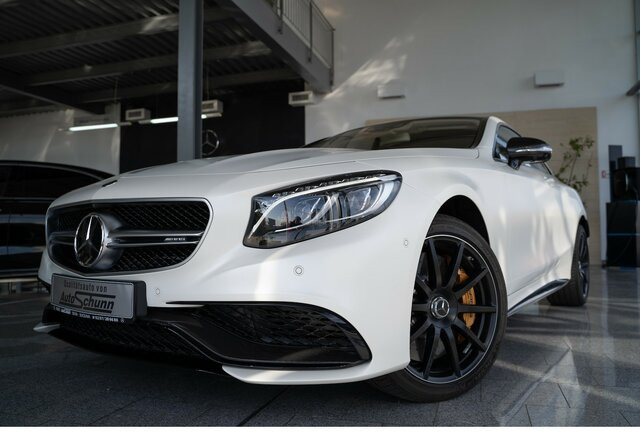 MERCEDES-BENZ S 63 AMG Coupe 4Matic CARBON EXCLUSIVE AIRSCARF... - Kupé: 4 kép. MERCEDES-BENZ S 63 AMG Coupe 4Matic CARBON EXCLUSIVE AIRSCARF... - Kupé: 4 kép.