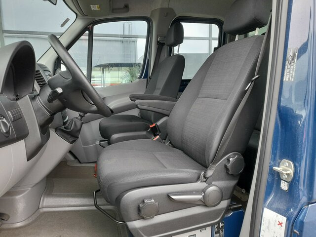 MERCEDES-BENZ Sprinter 316 DOKA 4X4+6 LOCURI+BENA TRANSPORT... - Minibusz, Kisbusz: 5 kép. MERCEDES-BENZ Sprinter 316 DOKA 4X4+6 LOCURI+BENA TRANSPORT... - Minibusz, Kisbusz: 5 kép.