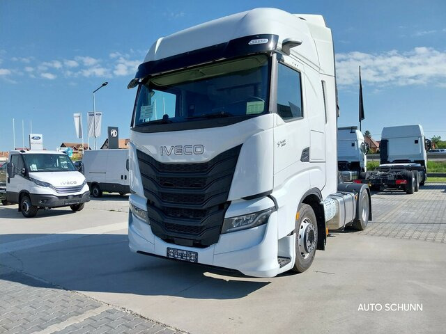 IVECO S-WAY AS440S50T/P PREDICTIVE CC+FULL LED+HPEB... - Teherautó: 1 kép. IVECO S-WAY AS440S50T/P PREDICTIVE CC+FULL LED+HPEB... - Teherautó: 1 kép.