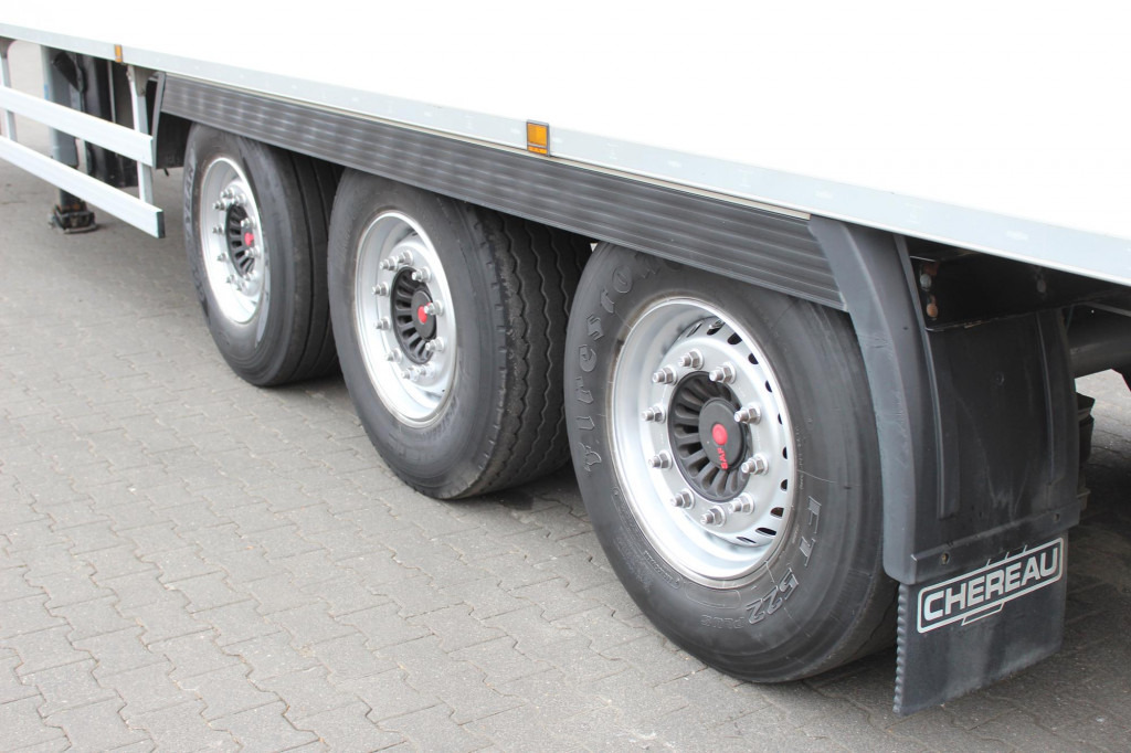 Chereau CV 1550 Strom 2,60h TW Liftachse SAF FRC - Félpótkocsi hűtős: 3 kép. Chereau CV 1550 Strom 2,60h TW Liftachse SAF FRC - Félpótkocsi hűtős: 3 kép.