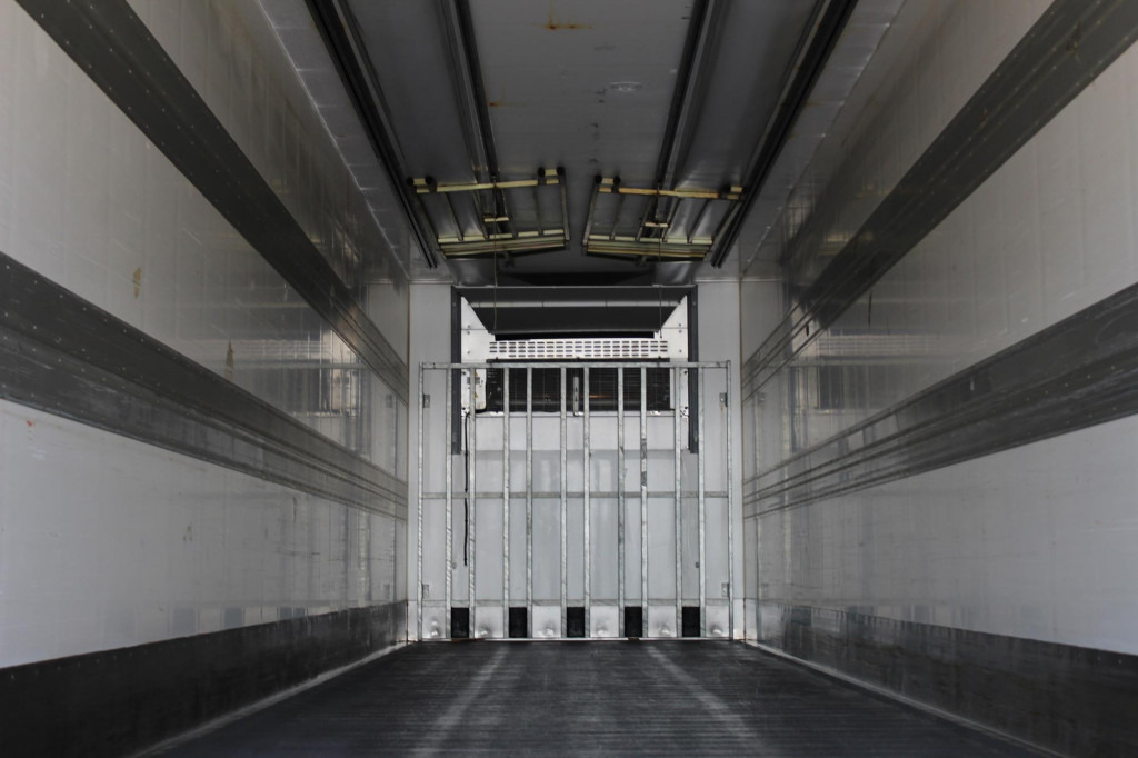 Chereau CV 1550 Strom 2,65h TW SAF Palletenkasten FRC - Félpótkocsi hűtős: 2 kép. Chereau CV 1550 Strom 2,65h TW SAF Palletenkasten FRC - Félpótkocsi hűtős: 2 kép.