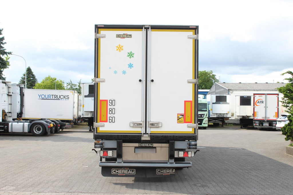 Félpótkocsi hűtős Chereau TK SLXi 300  Doppelstock  FRC06.26   SAF: 10 kép.
