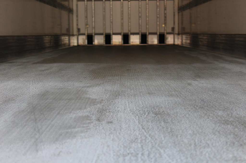 Chereau TK SLXi Spectrum 2,65h Bi-Multi-Temp. TW FRC26 - Félpótkocsi hűtős: 2 kép. Chereau TK SLXi Spectrum 2,65h Bi-Multi-Temp. TW FRC26 - Félpótkocsi hűtős: 2 kép.