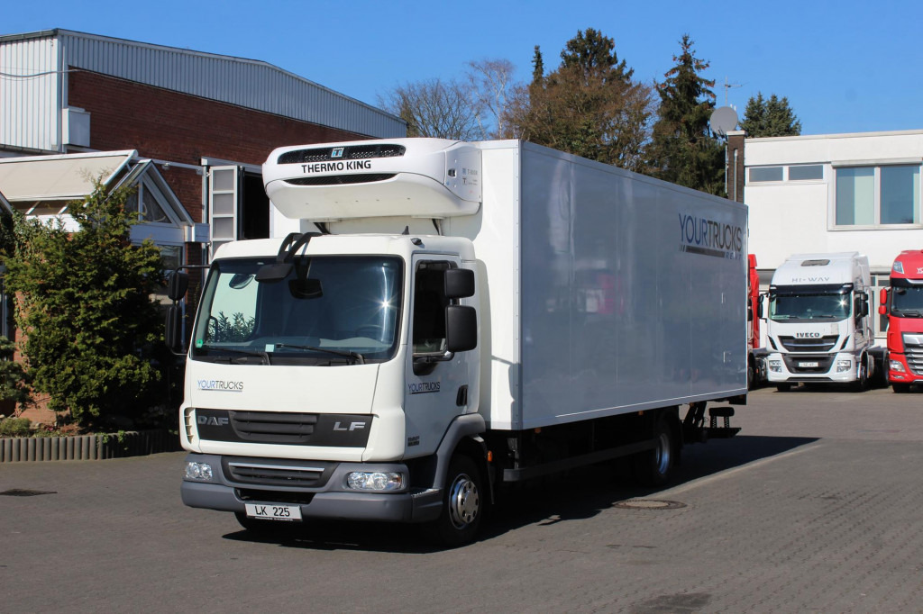 Daf LF 45.250 Thermo KingT-800R Türen+LBW Strom - Hűtős teherautó: 1 kép. Daf LF 45.250 Thermo KingT-800R Türen+LBW Strom - Hűtős teherautó: 1 kép.