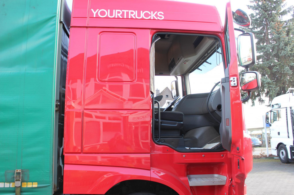 Daf XF 460 Space Cab Plane-Jumbo Retarder Hubdach - Ponyvás teherautó: 4 kép. Daf XF 460 Space Cab Plane-Jumbo Retarder Hubdach - Ponyvás teherautó: 4 kép.