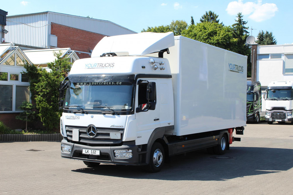 Mercedes-Benz Atego 824 Koffer Schlafkabine nur orig.22Tkm! - Kisteherautó: 1 kép. Mercedes-Benz Atego 824 Koffer Schlafkabine nur orig.22Tkm! - Kisteherautó: 1 kép.