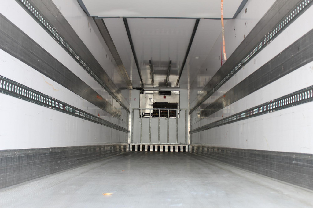 Lamberet TK SLXi Spectrum 2,65h Bi-Temp LBW FRC Aluboden - Félpótkocsi hűtős: 3 kép. Lamberet TK SLXi Spectrum 2,65h Bi-Temp LBW FRC Aluboden - Félpótkocsi hűtős: 3 kép.