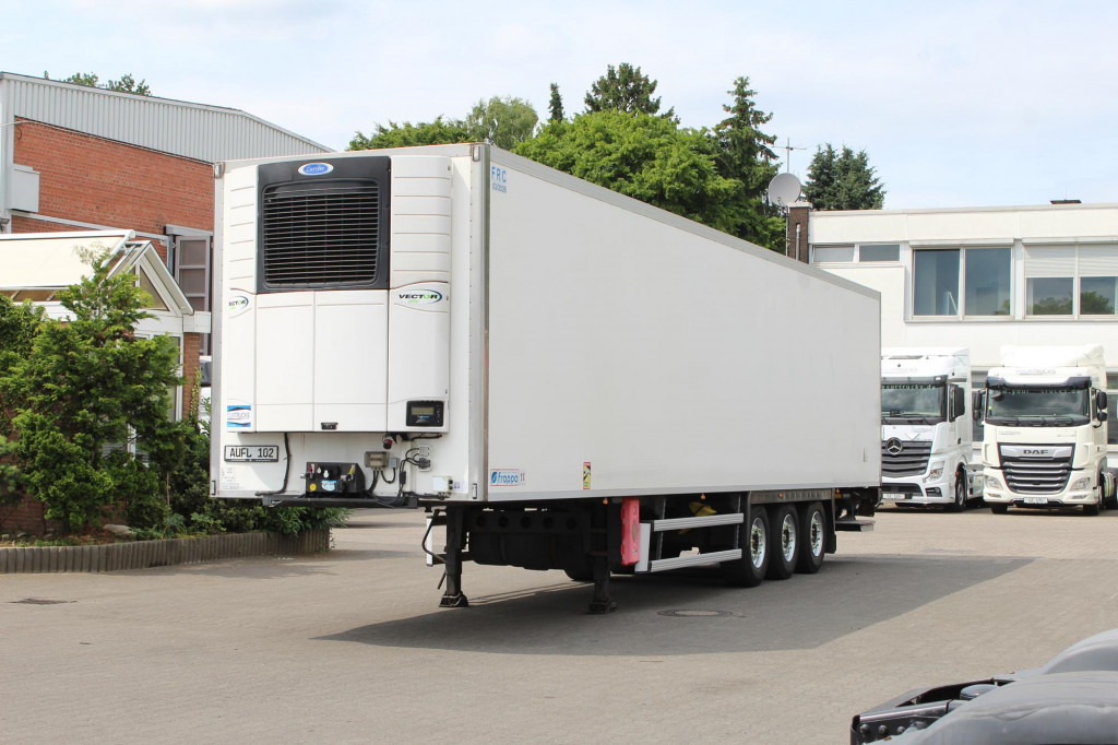 Lecitrailer CV 1550 Strom SAF - Félpótkocsi hűtős: 1 kép. Lecitrailer CV 1550 Strom SAF - Félpótkocsi hűtős: 1 kép.