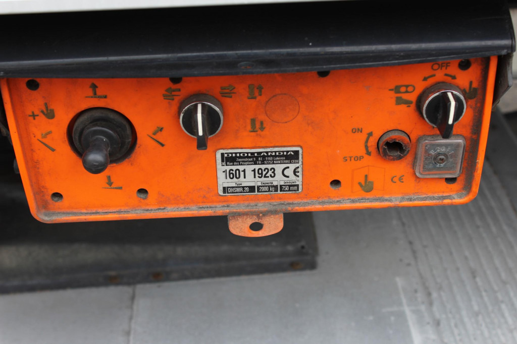 Lecitrailer Frappa CV 1550 Strom SAF LBW - Félpótkocsi hűtős: 4 kép. Lecitrailer Frappa CV 1550 Strom SAF LBW - Félpótkocsi hűtős: 4 kép.
