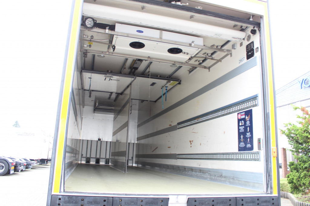 Mercedes-Benz Actros 2532 E5 CS 1150 Multi Bi-Temp LBW Rolltor - Hűtős teherautó: 2 kép. Mercedes-Benz Actros 2532 E5 CS 1150 Multi Bi-Temp LBW Rolltor - Hűtős teherautó: 2 kép.