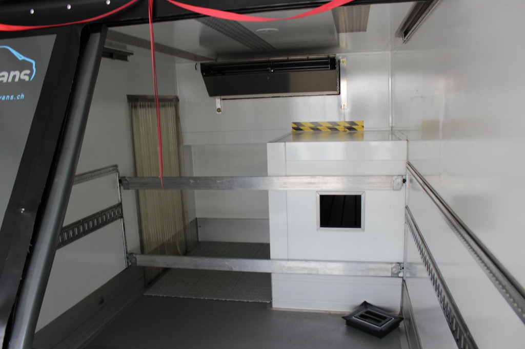 Mercedes-Benz Atego  1024 E6 TK T-1000R Strom Tür+LBW Nur 85Tkm - Hűtős teherautó: 3 kép. Mercedes-Benz Atego  1024 E6 TK T-1000R Strom Tür+LBW Nur 85Tkm - Hűtős teherautó: 3 kép.