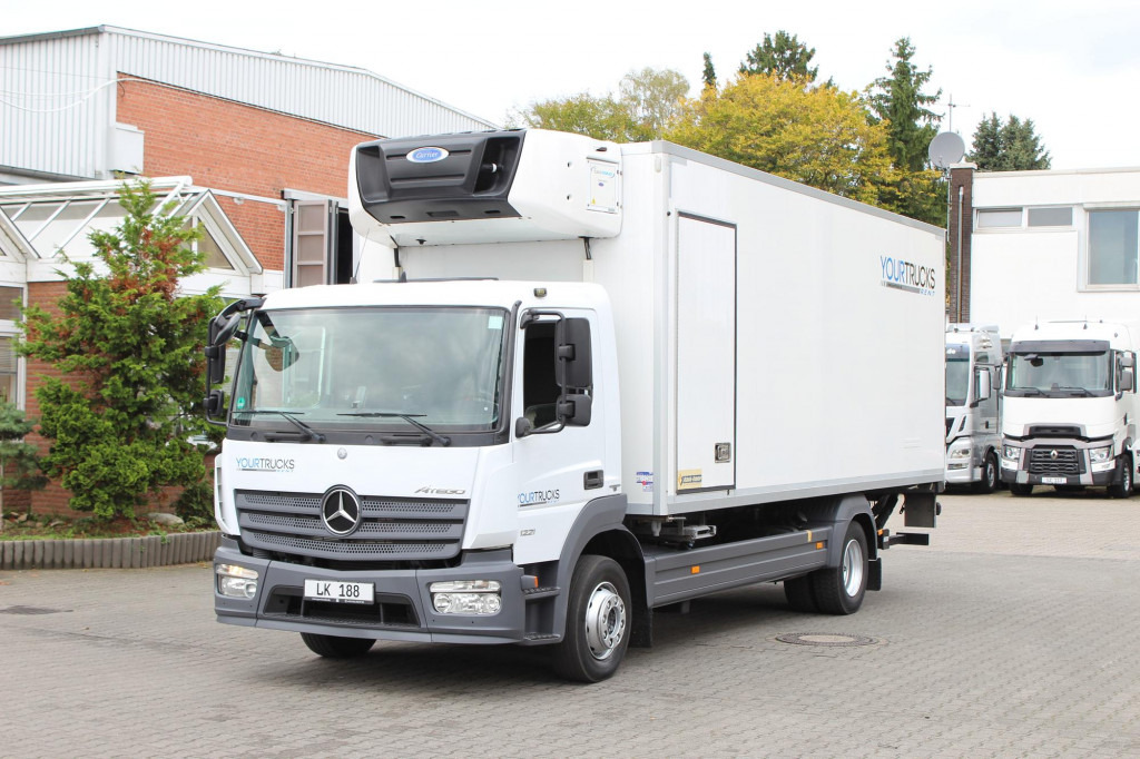 Mercedes-Benz Atego 1221 E6 Carrier Multi-Temp Strom Türen+LBW - Hűtős teherautó: 1 kép. Mercedes-Benz Atego 1221 E6 Carrier Multi-Temp Strom Türen+LBW - Hűtős teherautó: 1 kép.