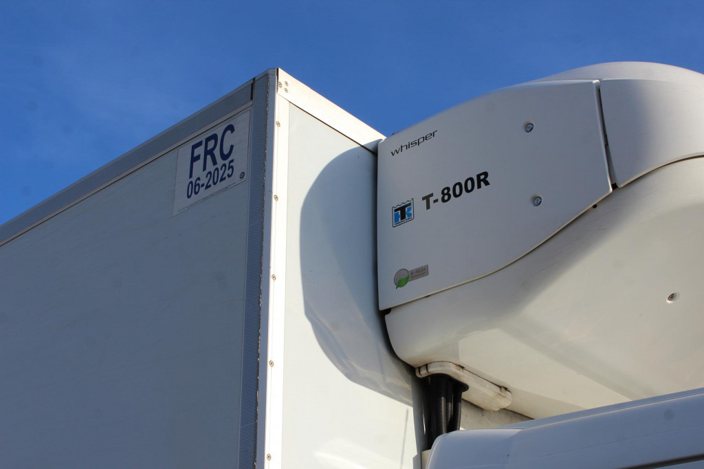 Mercedes-Benz Atego 1221 E6 TK T-800 R Strom Türen+LBW - Hűtős teherautó: 4 kép. Mercedes-Benz Atego 1221 E6 TK T-800 R Strom Türen+LBW - Hűtős teherautó: 4 kép.