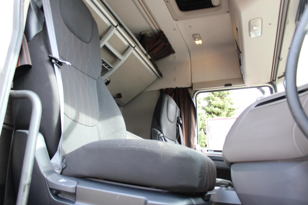 Daf XF  480 SC   Retarder   ACC   LDWS   2 Liegen - Nyergesvontató: 4 kép. Daf XF  480 SC   Retarder   ACC   LDWS   2 Liegen - Nyergesvontató: 4 kép.