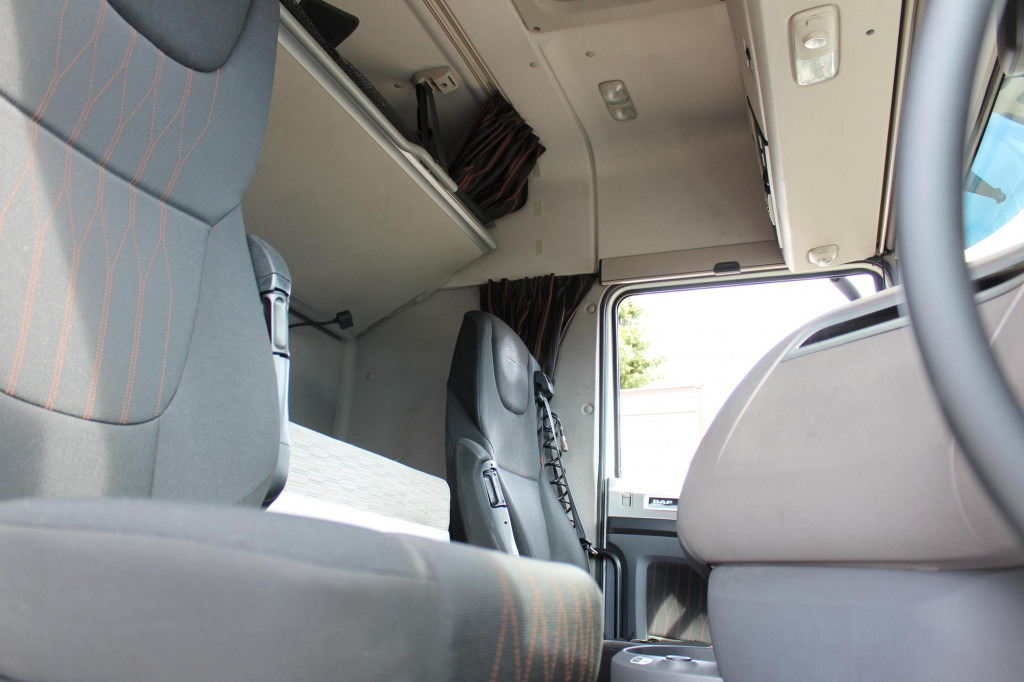 Daf XF 530 SC Retarder ACC LDW Kühlbox Vollspoiler - Nyergesvontató: 4 kép. Daf XF 530 SC Retarder ACC LDW Kühlbox Vollspoiler - Nyergesvontató: 4 kép.