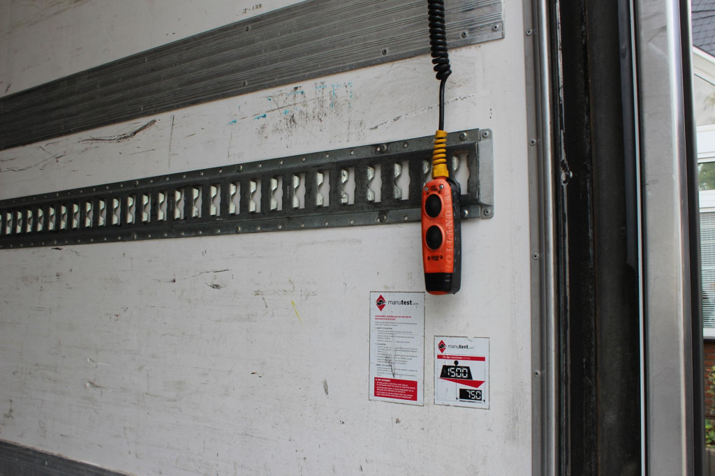 Renault Midlum 270 E5 TK T600R Strom LBW Seiten Tür FRC - Teherautó: 5 kép. Renault Midlum 270 E5 TK T600R Strom LBW Seiten Tür FRC - Teherautó: 5 kép.