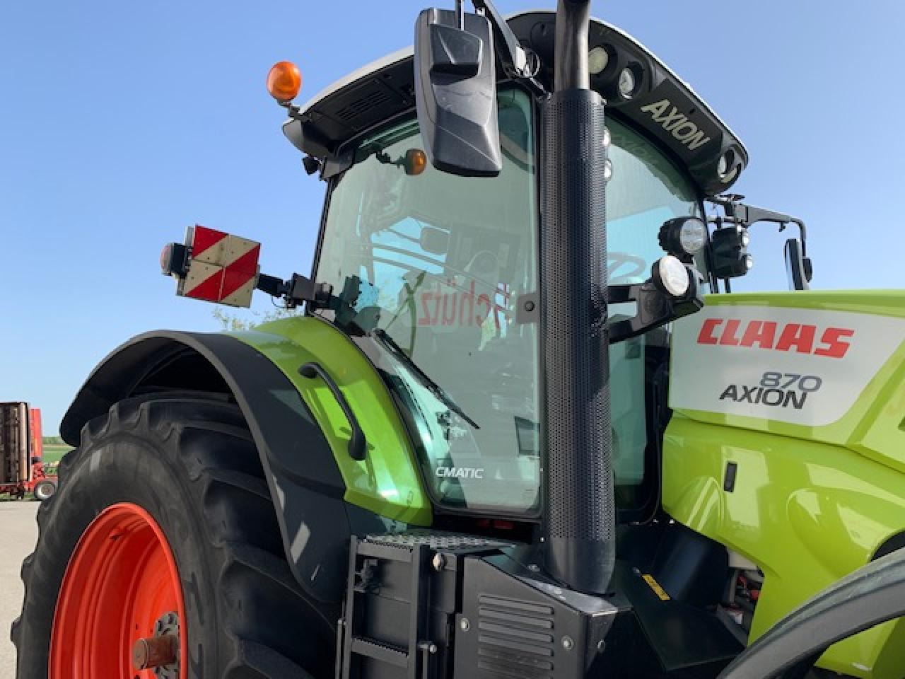 CLAAS Axion 870 CMATIC mit GPS S10, RTK, 3255 Bh - Traktor: 5 kép. CLAAS Axion 870 CMATIC mit GPS S10, RTK, 3255 Bh - Traktor: 5 kép.