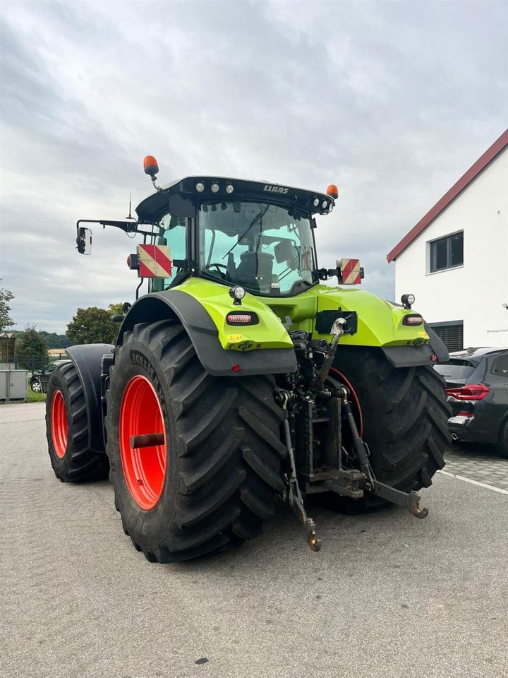 CLAAS Axion 930 CMATIC, GPS S10 RTK, Frontzapfwelle, FKH - Traktor: 4 kép. CLAAS Axion 930 CMATIC, GPS S10 RTK, Frontzapfwelle, FKH - Traktor: 4 kép.