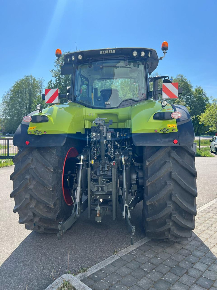 CLAAS Axion 940 mit GPS S10 RTK, 2525 Bh, Baujahr 2019 - Traktor: 4 kép. CLAAS Axion 940 mit GPS S10 RTK, 2525 Bh, Baujahr 2019 - Traktor: 4 kép.