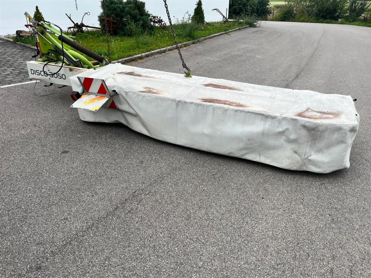 CLAAS DISCO 3050, Heckmähwerk, Baujahr 2011 - Fűkasza: 2 kép. CLAAS DISCO 3050, Heckmähwerk, Baujahr 2011 - Fűkasza: 2 kép.