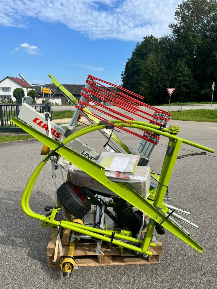 CLAAS Liner 370 Tandem / NEU und UNBENUTZT / Baujahr 202 - Szénaforgató: 5 kép. CLAAS Liner 370 Tandem / NEU und UNBENUTZT / Baujahr 202 - Szénaforgató: 5 kép.